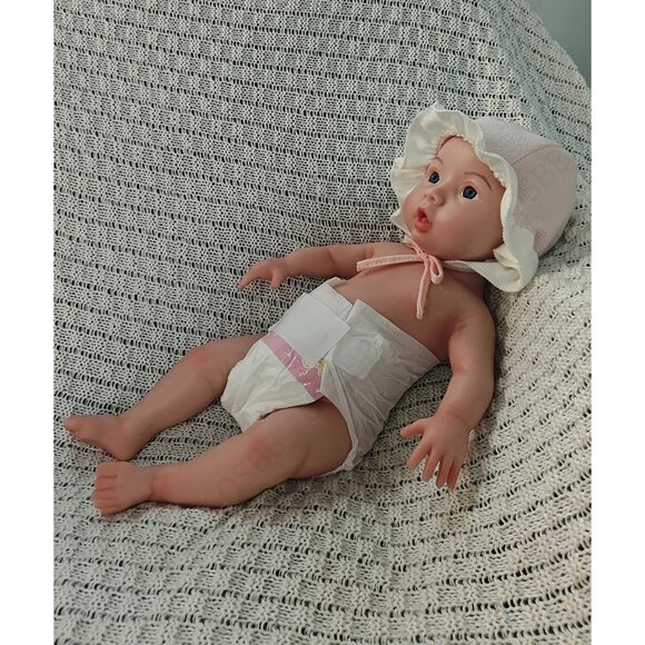 6.71lbs Cute Newborn Platinum Silicone 45cm Reborn Baby Girl Doll With Open Eyes - Picture 10 of 16